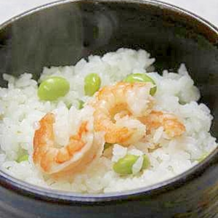 使いきりレシピ『枝豆と海老の釜飯風』